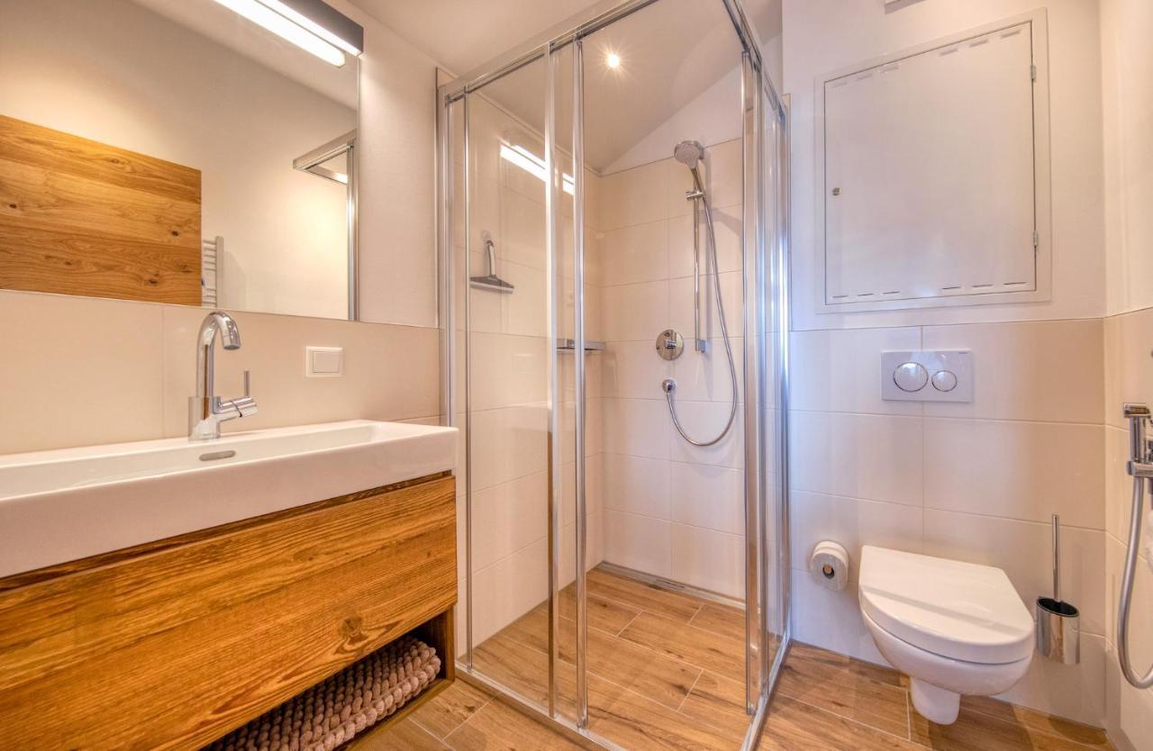 Eagles Nest - By Alpen Apartments Zell am See Bagian luar foto